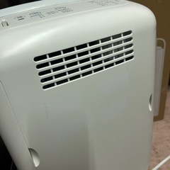 2020年製 シャープ 除湿機 CM-L100 ②の画像