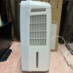 2020年製 シャープ 除湿機 CM-L100 ②の画像