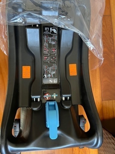 ①Joieチャイルドシートmeet geem ②ベースのセット