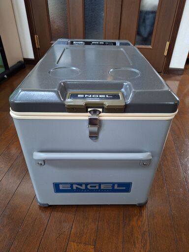 値下げしました。【ENGEL/エンゲル/サワフジ/澤藤電機/業務用車載用電気冷凍冷蔵庫/2002年製】