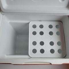 コールマン クーラーボックスの画像