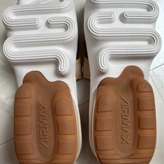 新品 NIKE AIR MAX KOKO ベージュ 24cmの画像