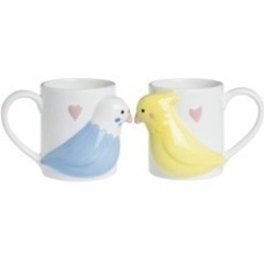 新品未使用   インコのペアマグカップ　の画像