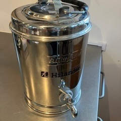 【美品】ハイランダー ステンレスウォータージャグ 2.5L