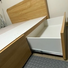 収納付きダブルベッド　週末限定価格　の画像