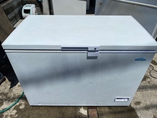 業務用冷凍庫