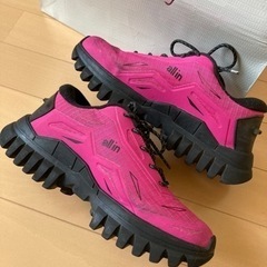 靴/バッグ 靴 スニーカーの画像
