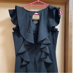 ノースリーブ ドレスの画像