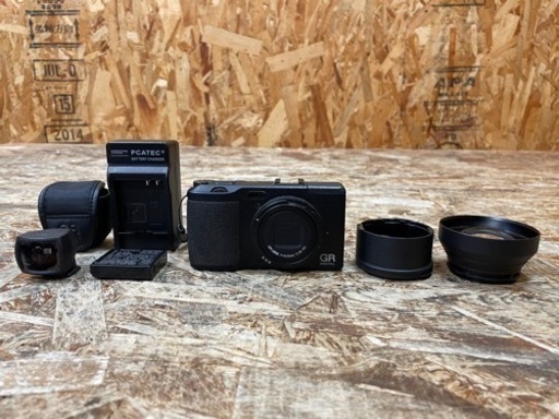 (6262) RICOH GR DIGITALⅣ リコー デジタル4 ファインダーGV-1 レンズGH-2 GT-1 デジタルカメラ 充電器 バッテリー 現状品