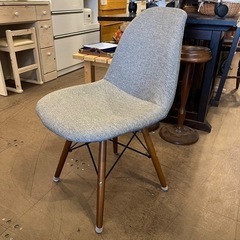 《売約済》【武蔵小山店】ダイニングセット 3点セット 2人暮らし 2人掛け 2人用テーブル イス 椅子 ダイニングテーブル ダイニングチェア ダイニング シェルチェア 検) イームズ リプロダクト リプロ おしゃれ 品川区 リサイクルショップ ランバールーム 武蔵小山店 武蔵小山パルム 戸越銀座 の画像