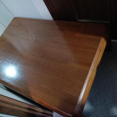 コタツテーブルの画像