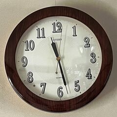 アナログ壁掛け時計　夜間照明付き　動作品