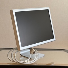 Apple Cinema Display 20インチの画像