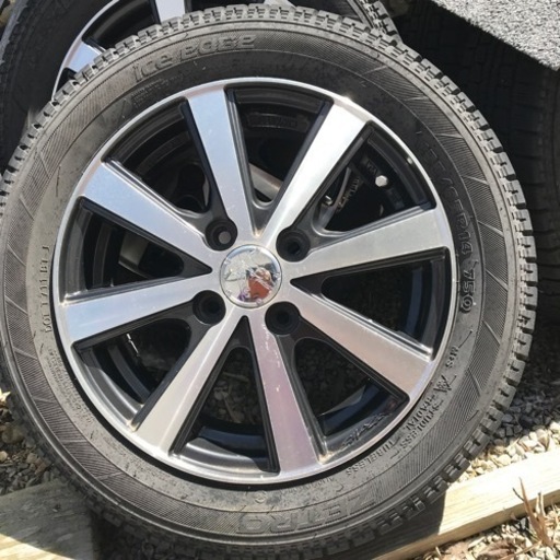 車のパーツ タイヤ、ホイール