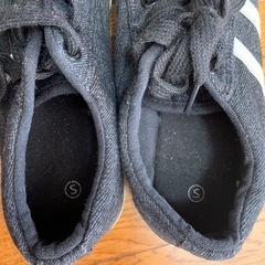 靴/バッグ 靴 スニーカーの画像