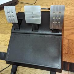Thrustmaster 300rs GT Editionの画像