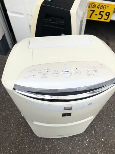 シャープ SHARP KI-DX85-W [高濃度プラズマクラスター25000搭載 加湿空気清浄機 （加湿22畳まで 空清38畳まで） ホワイト] 色焼