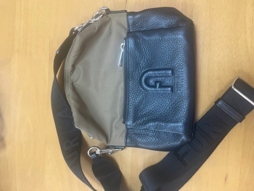 ショルダーバッグFURLA