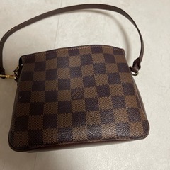 LOUIS VUITTON🌈ダミエ　アクセサリーポーチの画像