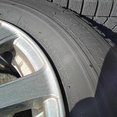 【購入者決定】カローラフィールダー　2020年　アルミホイール+スタッドレス　195/65R15　4本の画像