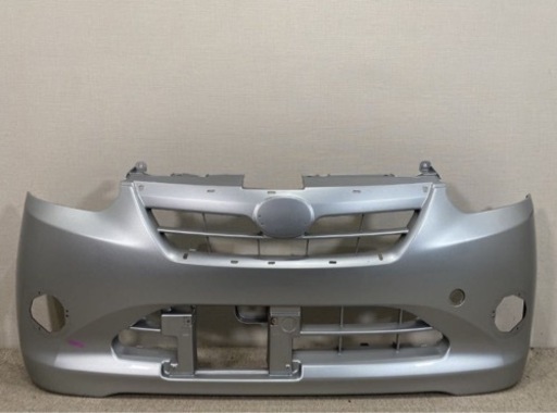 ダイハツ　ミライース　純正フロントバンパー
