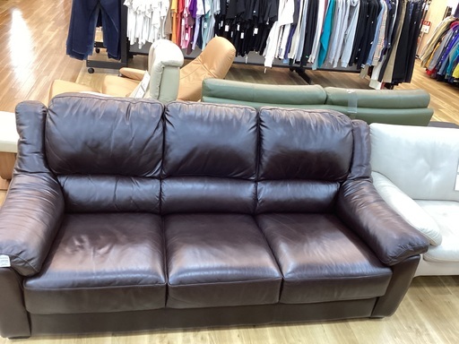 【トレファクイオンタウン上里店】Leatherworldのソファー入荷しました！！