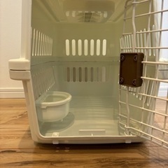 【最終値下げ・新品未使用】アイリスオーヤマ　クレート（キャリー） Sサイズの画像