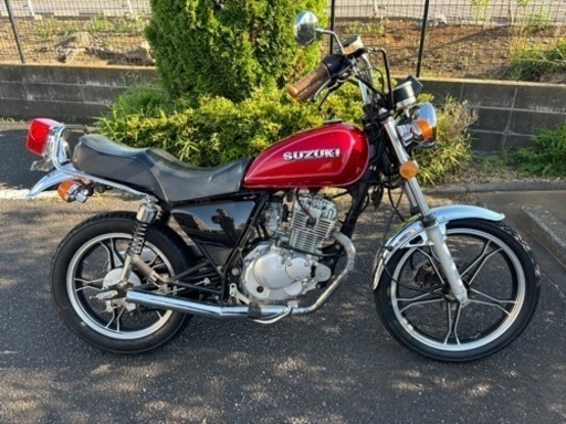 スズキ　GN125H カスタム　赤　弾丸マフラー　旧車スタイル　吸い込み　