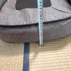 お譲り先が決まりました■モダンな座椅子4脚セット(無段階リクライニング) ◆フローリングや和室に良く合います♪の画像