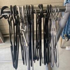 ニトリ　ハンガーラック　ハンガーの画像