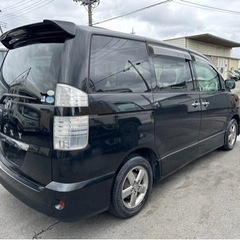 車検2年付き! トヨタヴォクシー の画像