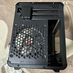 PCケース　RAIJINTEC METISの画像