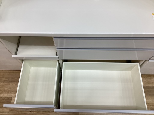 【トレファクイオンタウン上里店】食器棚入荷しました！！
