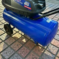 アネスト岩田 FX2200 オイルフリーコンプレッサー【市川行徳店】【店頭取引限定】【中古】管理番号：ITJVKGSEW5LJの画像