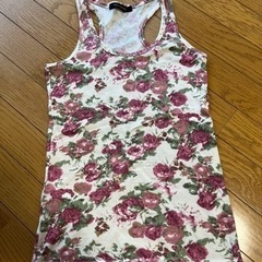 花柄 タンクトップ