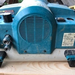 マキタAC4000 　　エアコンプレッサーの画像