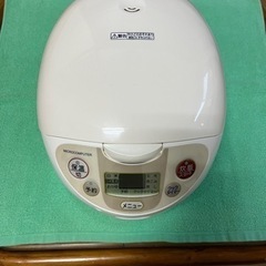 家電 キッチン家電 炊飯器5.5合炊き
