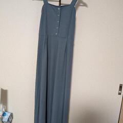 水色ロングワンピース