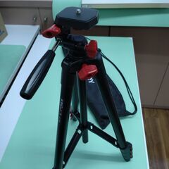 三脚 アルミ製 軽量三脚 4段階伸縮 全高135cm  収納袋　...