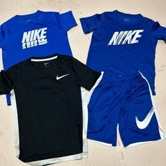 NIKE 　男の子　4枚　　セットアップ
