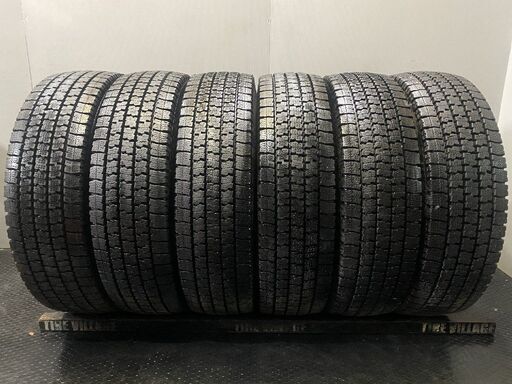 TOYO DELVEX M935 205/70R17.5 115/113N LT 17.5インチ ライトトラック用 スタッドレス 4本 23年製 バリ溝 ダイナ エルフ等　(KTS029)