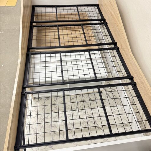  17596  strade 引出し付シングルベッドフレーム   ◆大阪市内・東大阪市他 6,000円以上ご購入で無料配達いたします！