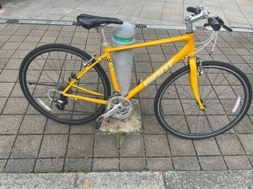 giant ESCAPE R3定価60,000円　②格安  