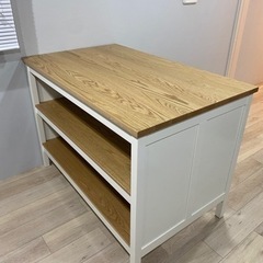 IKEAアイランドキッチンテーブル 0円
の画像