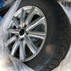 車のパーツ タイヤ、ホイール