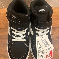 VANS ハイカット スニーカー 23cm 未使用 ブラック 靴...