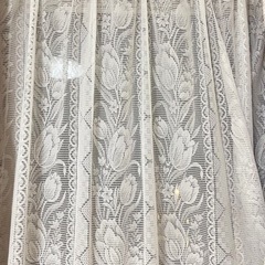 カーテンとレースカーテンの画像