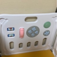 ベビーサークルの画像