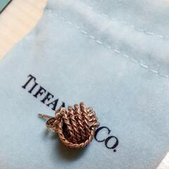 【片方のみ】Tiffanyピアス