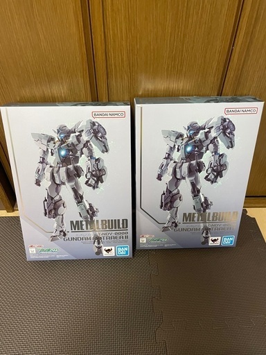 メタルビルド　アストレア2 、2体とオーライザー
